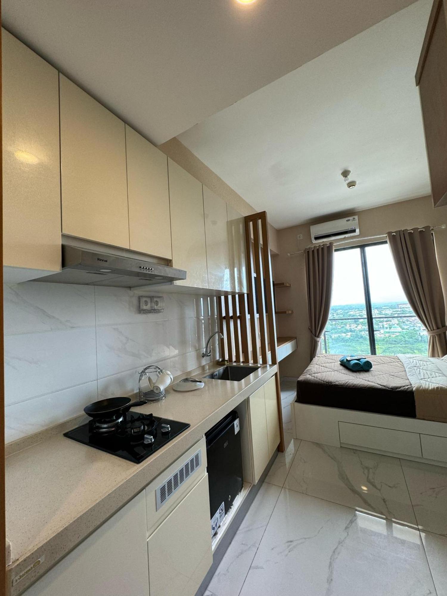 Stay N Cozy Apartemen Sky House Bsd By Sm Room Samporo Exterior photo