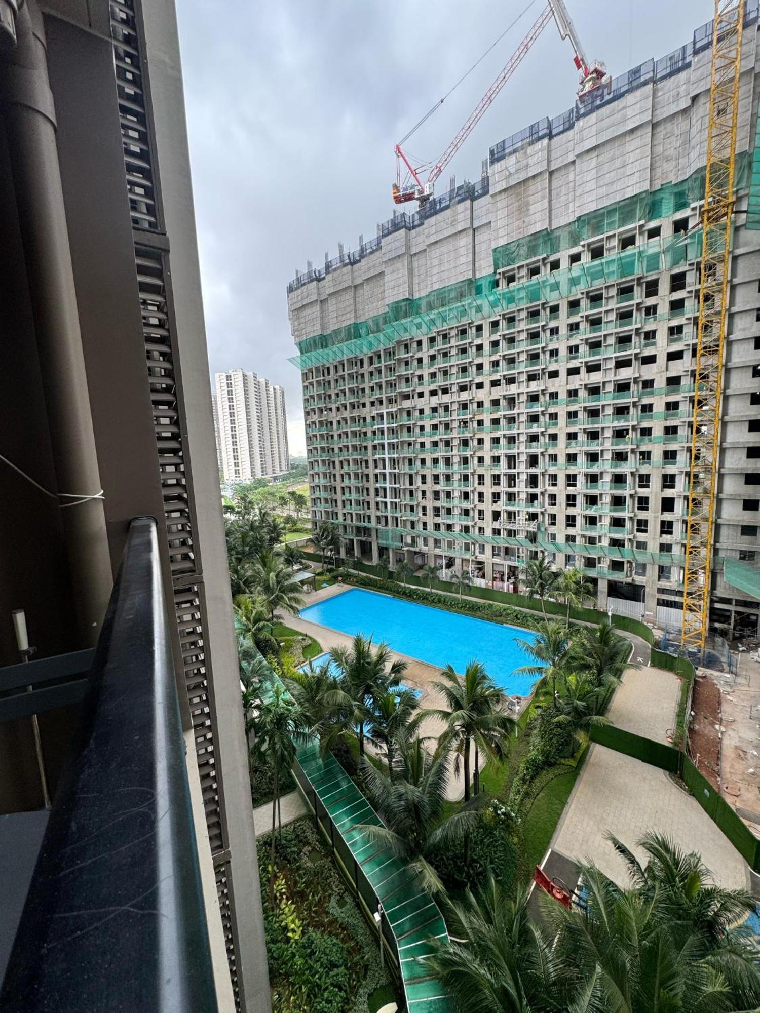 Stay N Cozy Apartemen Sky House Bsd By Sm Room Samporo Exterior photo